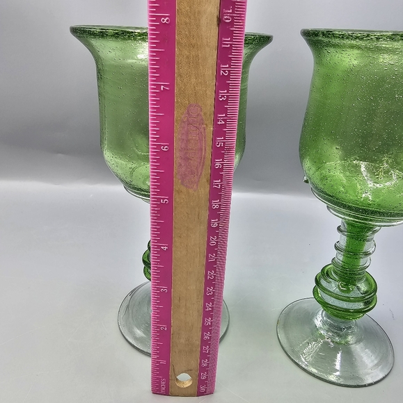 Mexican Hand Blown Glass Green Wine/Water Goblets Applied Swirl Stem (2) - Picture 6 of 7